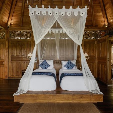 Airsania Ubud Antique Villas Екстер'єр фото