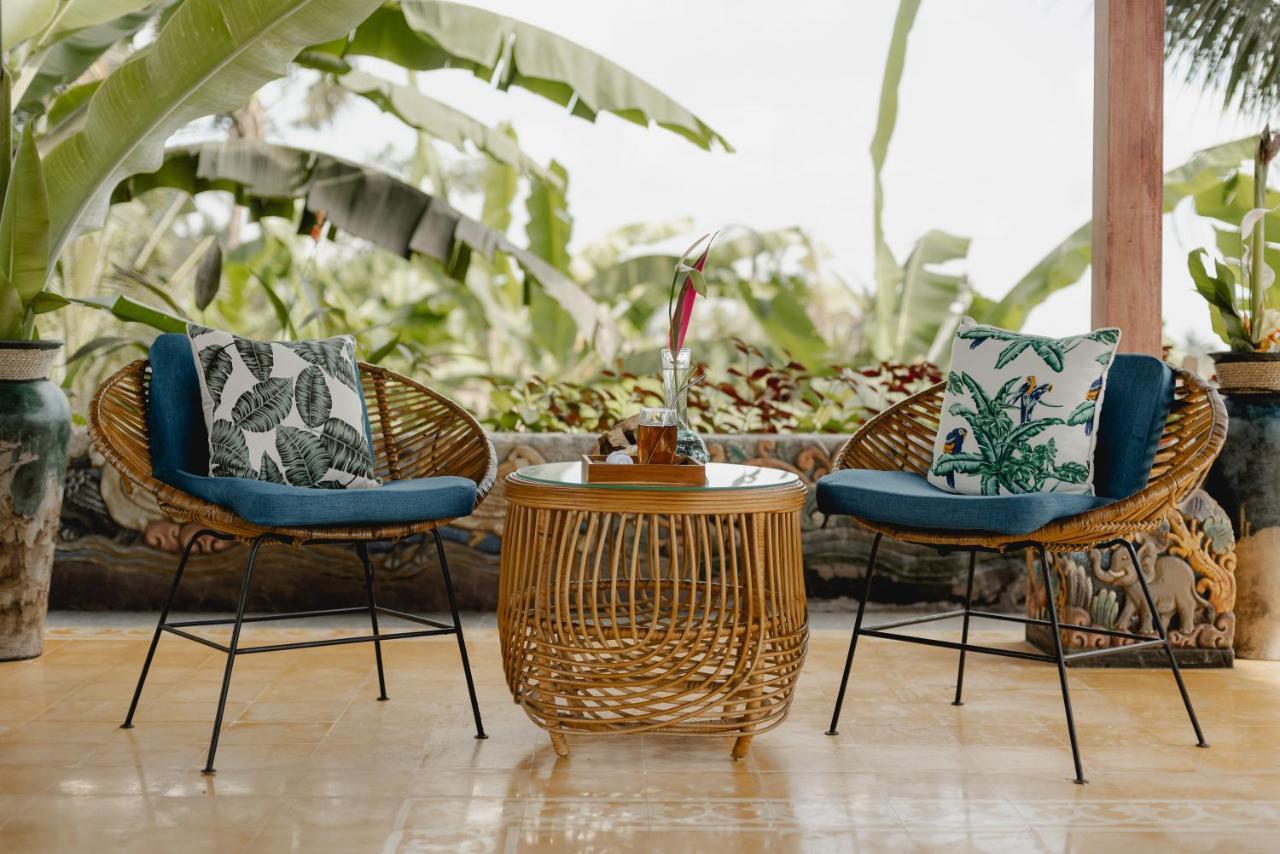 Airsania Ubud Antique Villas Екстер'єр фото