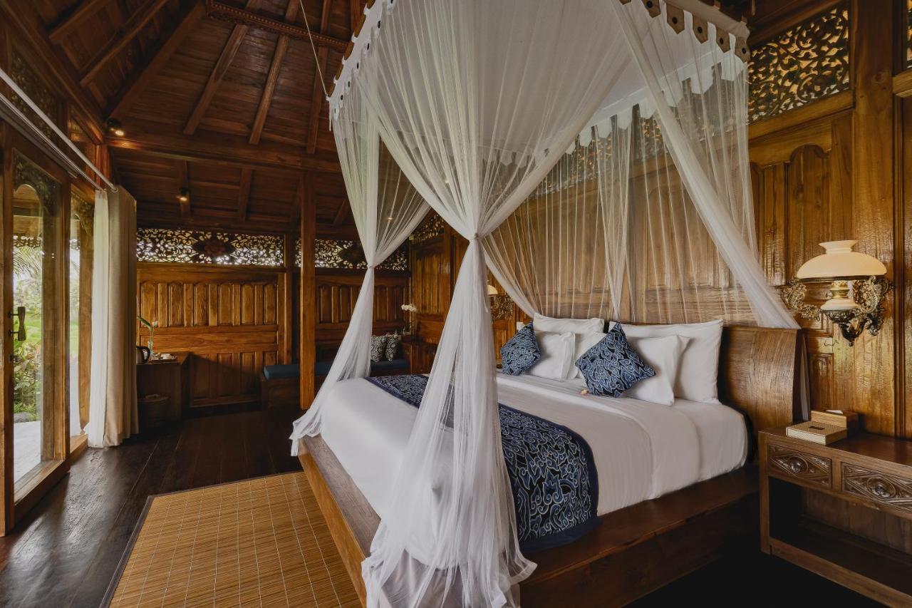 Airsania Ubud Antique Villas Екстер'єр фото
