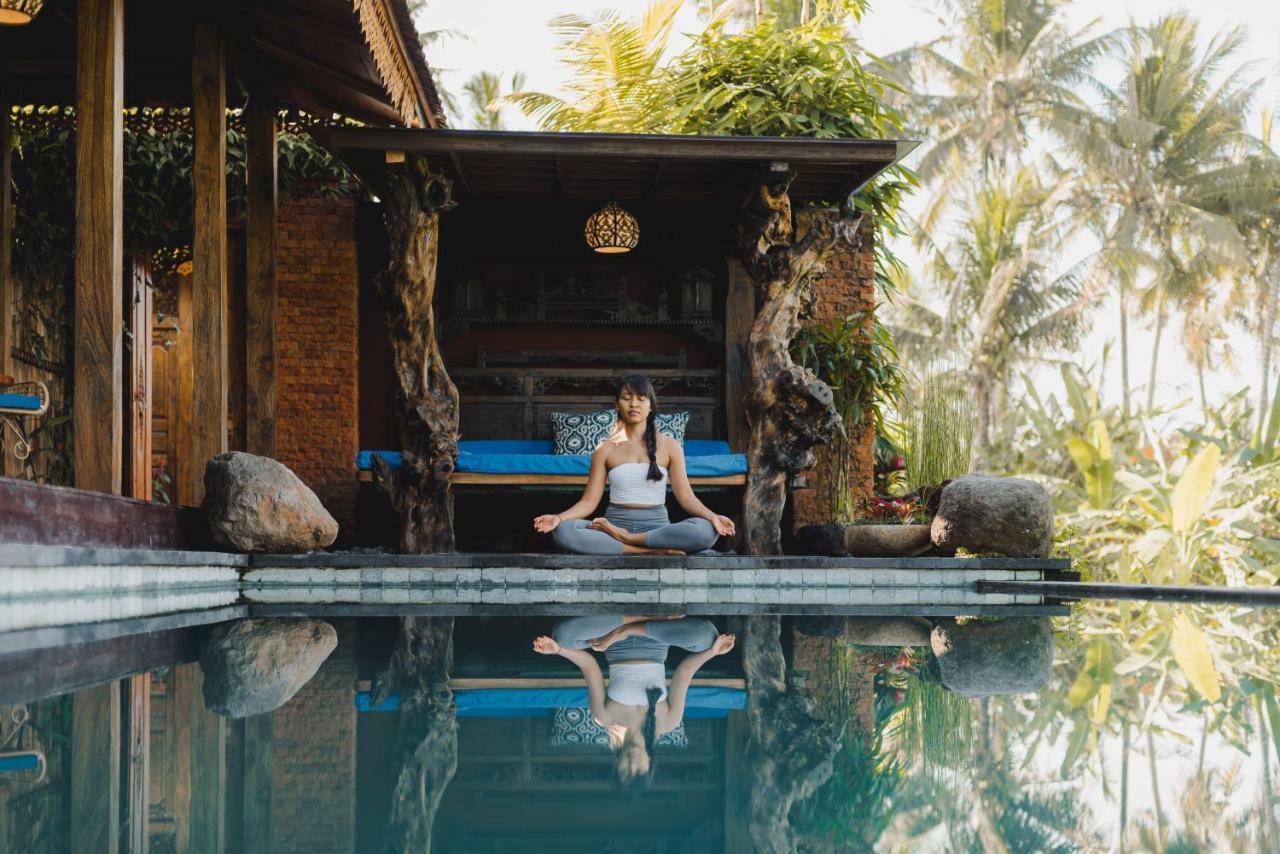 Airsania Ubud Antique Villas Екстер'єр фото