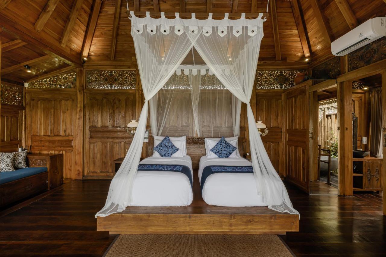 Airsania Ubud Antique Villas Екстер'єр фото